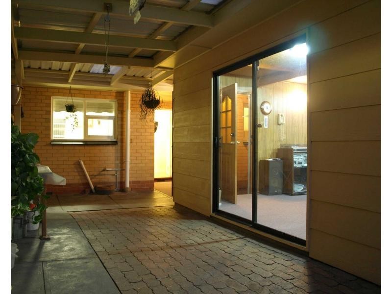 12 Kerrin Avenue, Morphett Vale SA 5162