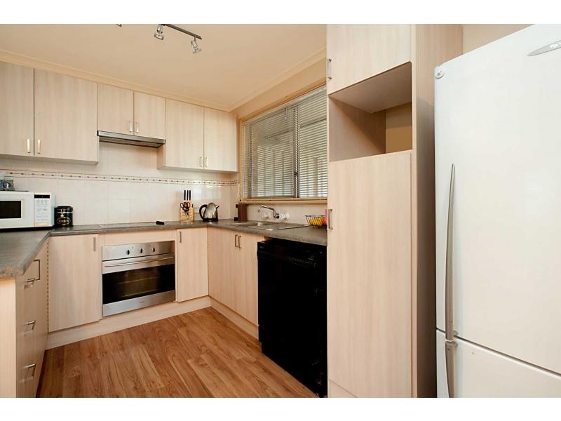 9 Glenhelen Road, Morphett Vale SA 5162