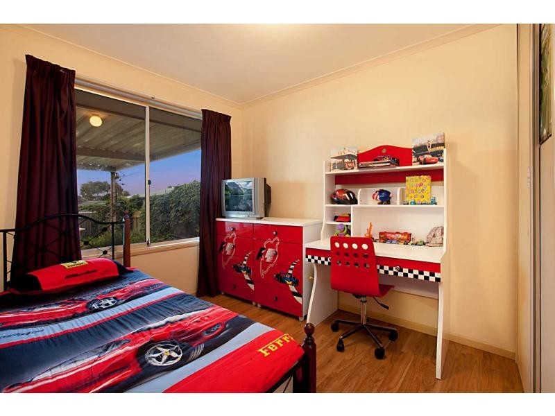 9 Glenhelen Road, Morphett Vale SA 5162