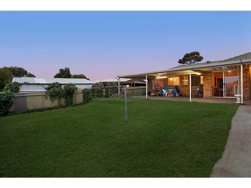 9 Glenhelen Road, Morphett Vale SA 5162