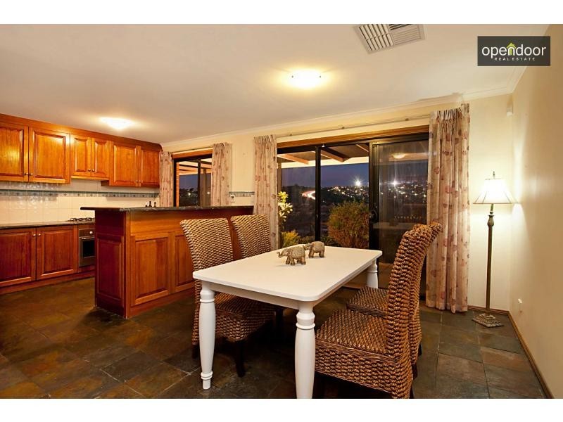 20 Freebairn Drive, Hallett Cove SA 5158
