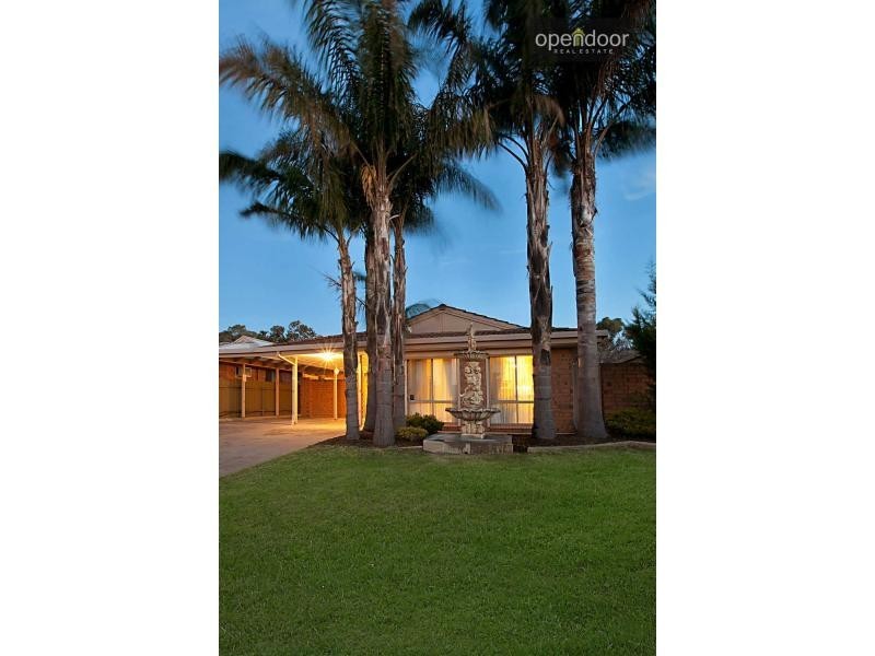11 Cohen Court, Clovelly Park SA 5042