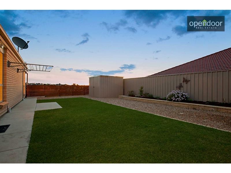 103 Grand Boulevard, Seaford Rise SA 5169