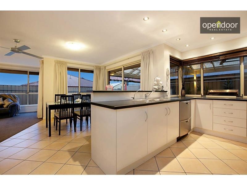 7/102 Pennys Hill Road, Hackham SA 5163