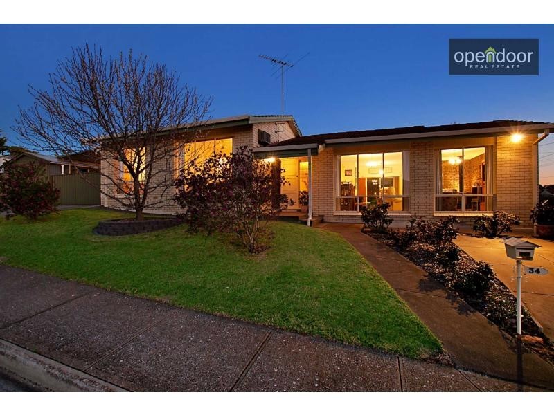 34 Burns Court, Morphett Vale SA 5162