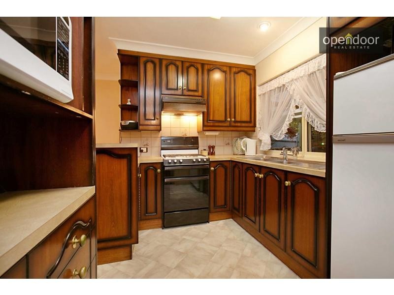 34 Burns Court, Morphett Vale SA 5162