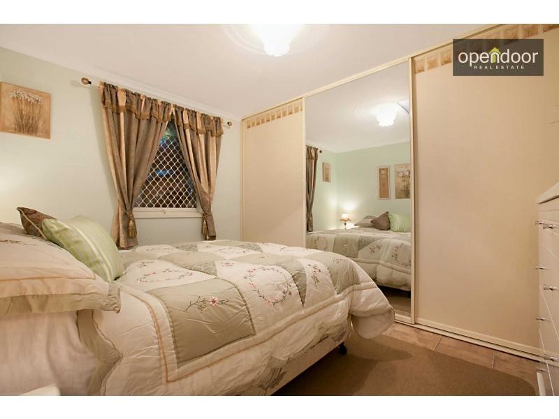 17 Rosemary Terrace, Morphett Vale SA 5162
