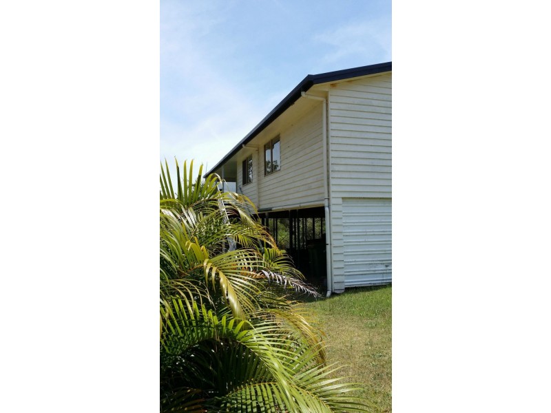 11 – 13 Folwell Street, Russell Island QLD 4184