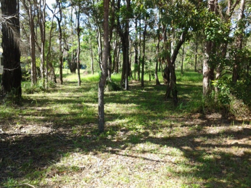 4 Pindarri Street, Lamb Island QLD 4184