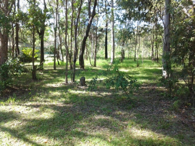 4 Pindarri Street, Lamb Island QLD 4184