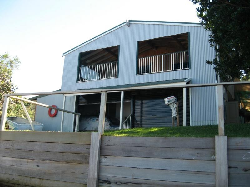 Russell Island QLD 4184