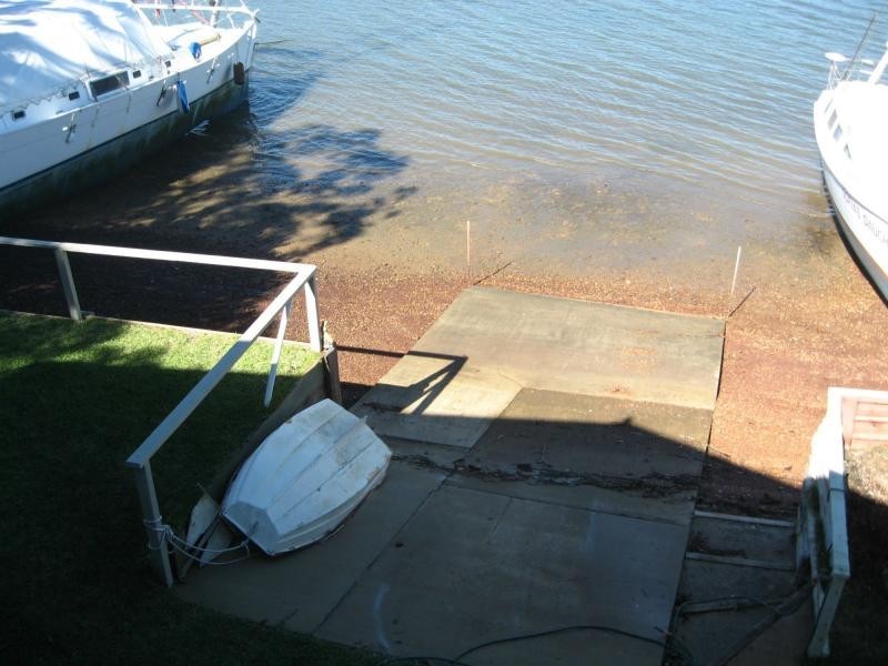 Russell Island QLD 4184