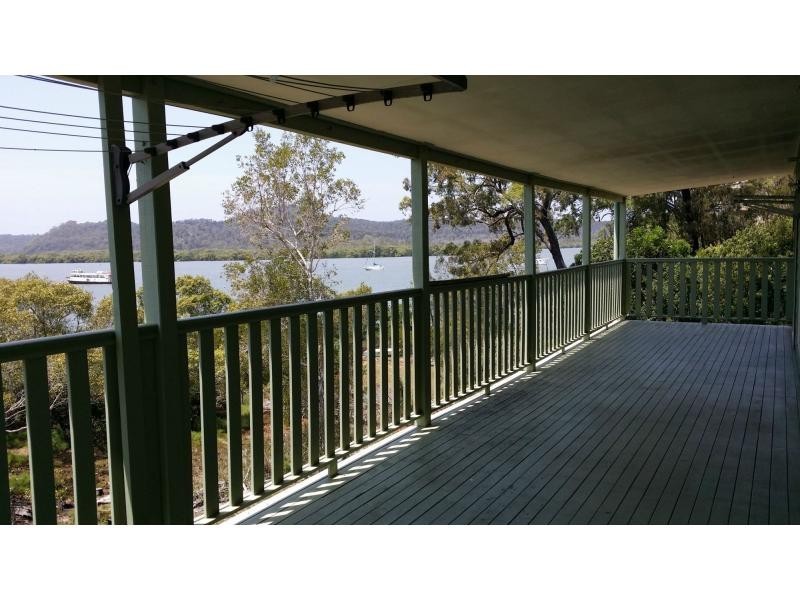 26 Schooner Street, Russell Island QLD 4184