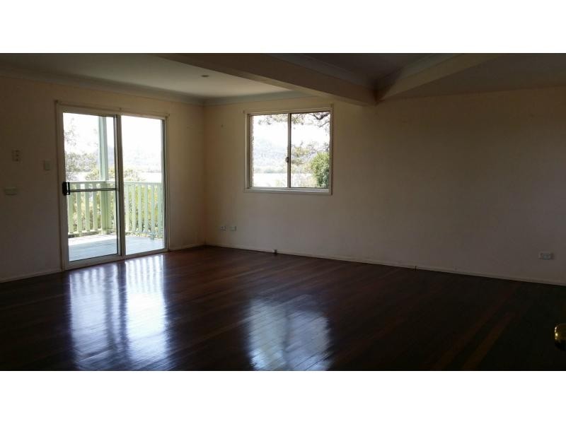 26 Schooner Street, Russell Island QLD 4184