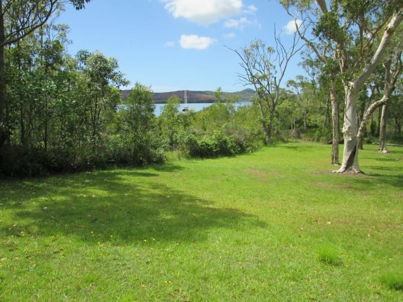 33-35 Orme Drive, Russell Island QLD 4184
