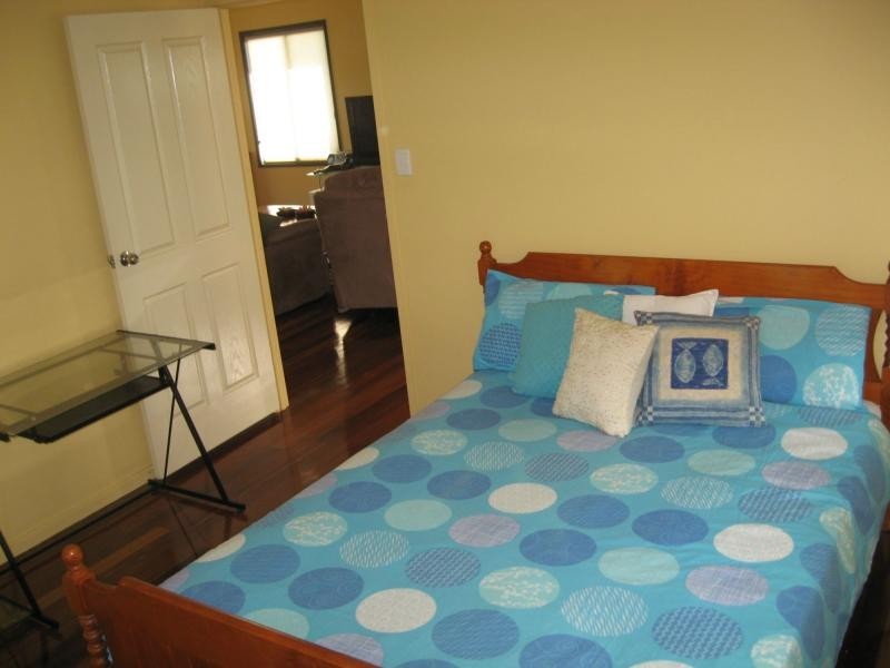 Russell Island QLD 4184