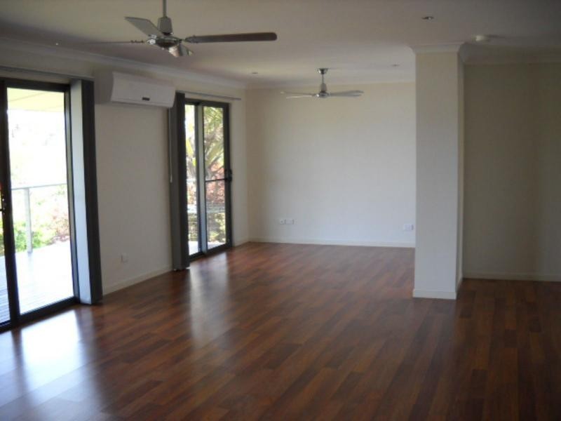 Russell Island QLD 4184