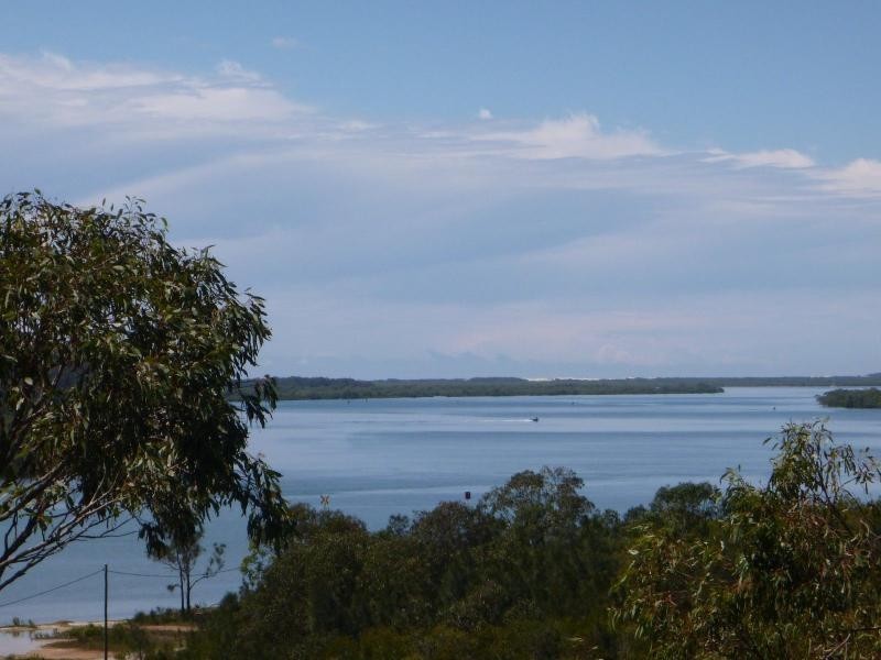 32 Crescent Drive, Russell Island QLD 4184