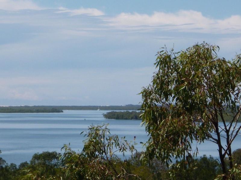 32 Crescent Drive, Russell Island QLD 4184