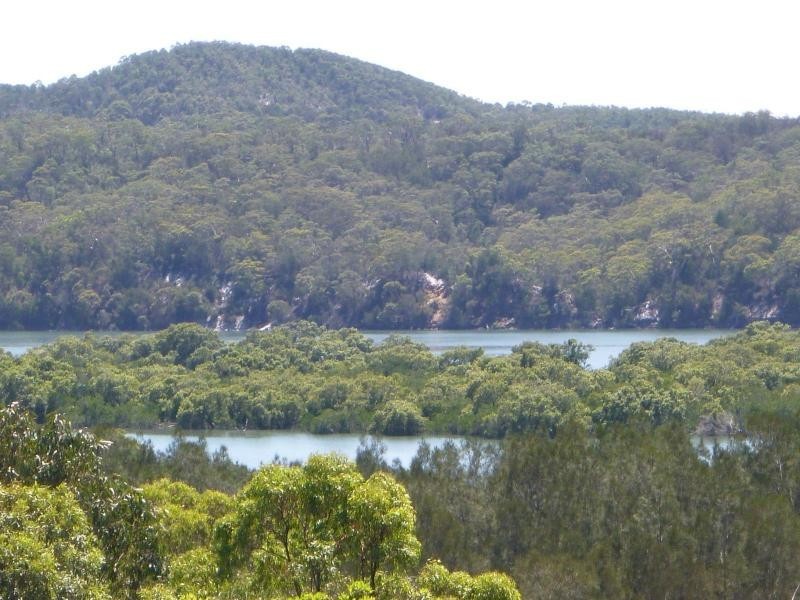 32 Crescent Drive, Russell Island QLD 4184