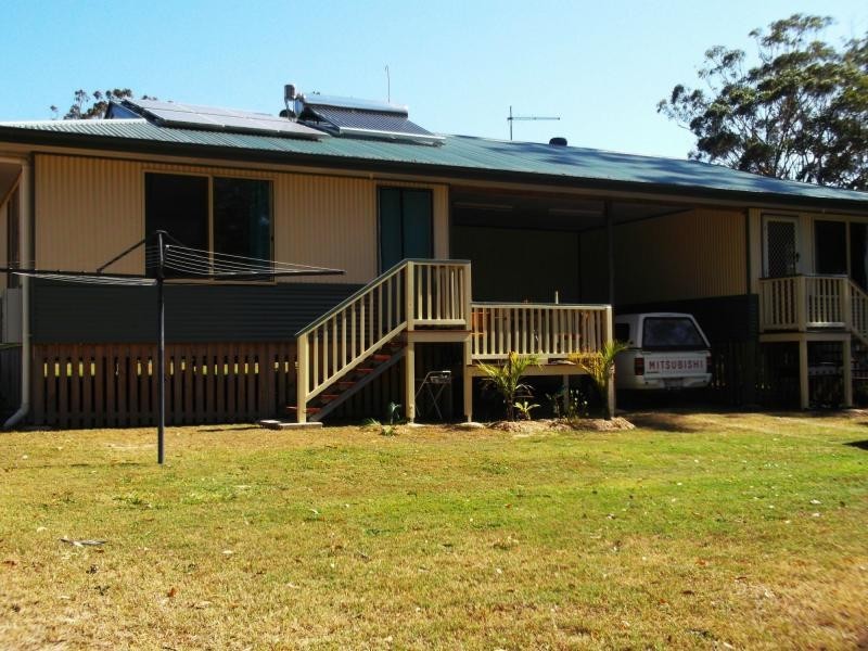 16 Sapphire Street, Russell Island QLD 4184