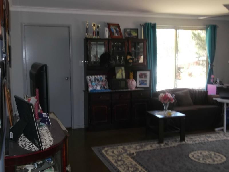 16 Sapphire Street, Russell Island QLD 4184