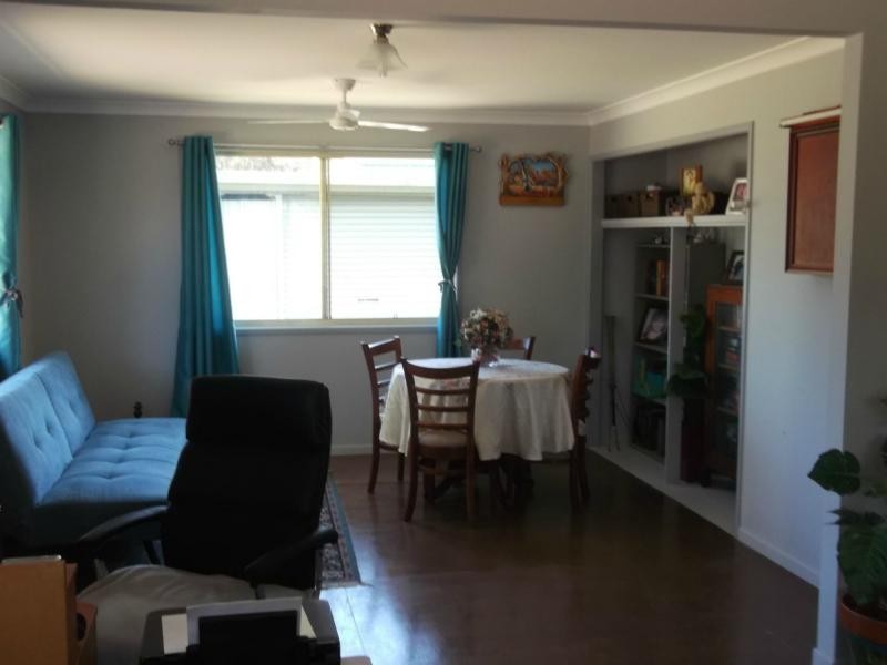 16 Sapphire Street, Russell Island QLD 4184