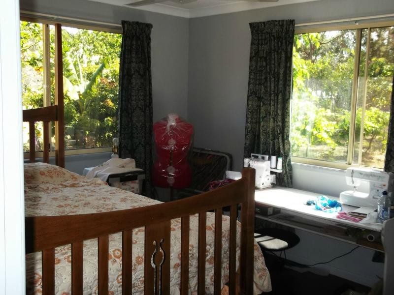 16 Sapphire Street, Russell Island QLD 4184