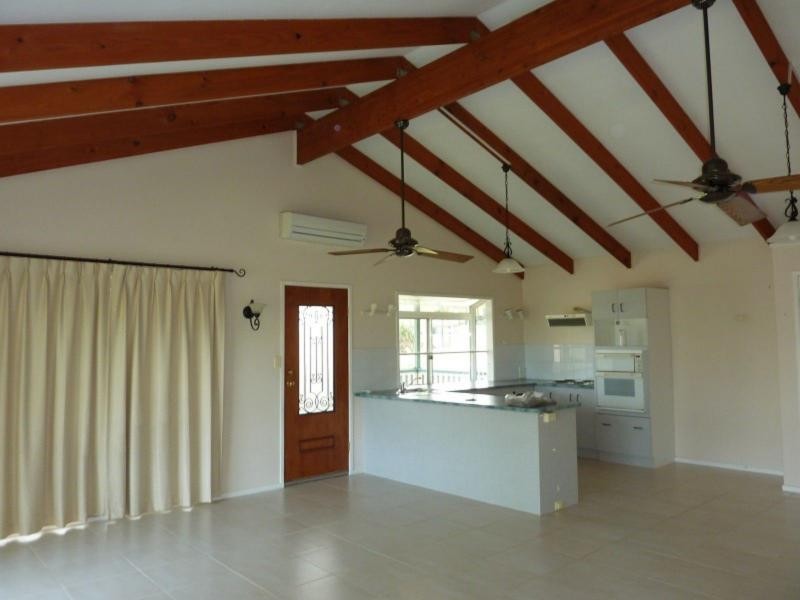 Russell Island QLD 4184