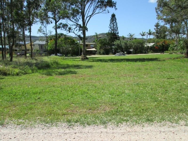 12 Zephyr Street, Russell Island QLD 4184