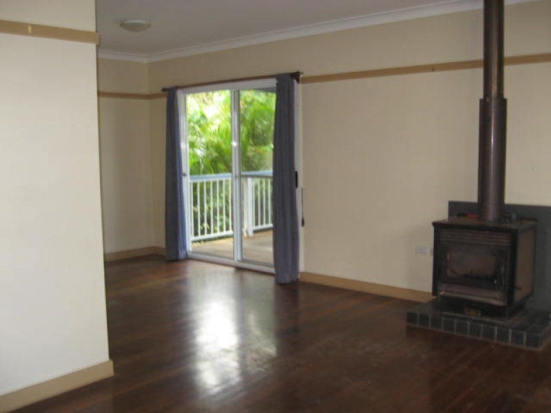 4 Seaview Street, Russell Island QLD 4184