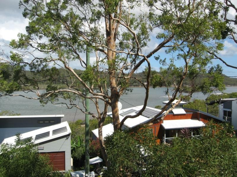 108 Wahine Drive, Russell Island QLD 4184