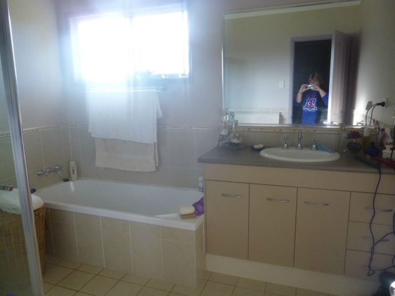 4 Breeze Street, Russell Island QLD 4184