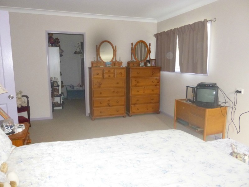 4 Breeze Street, Russell Island QLD 4184