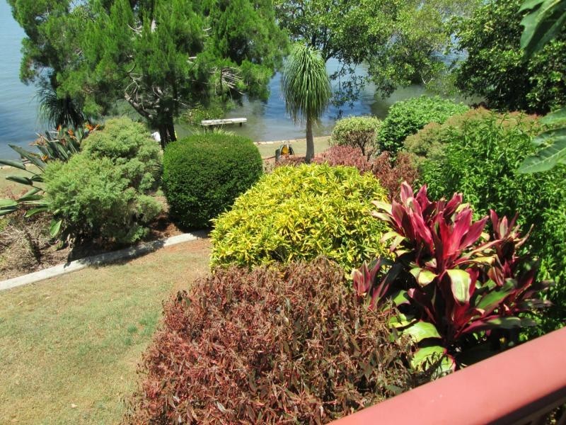 14 Oasis Drive, Russell Island QLD 4184