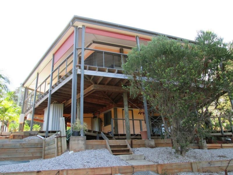 27 Aquamarine Avenue, Russell Island QLD 4184