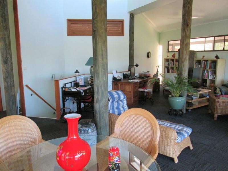 27 Aquamarine Avenue, Russell Island QLD 4184