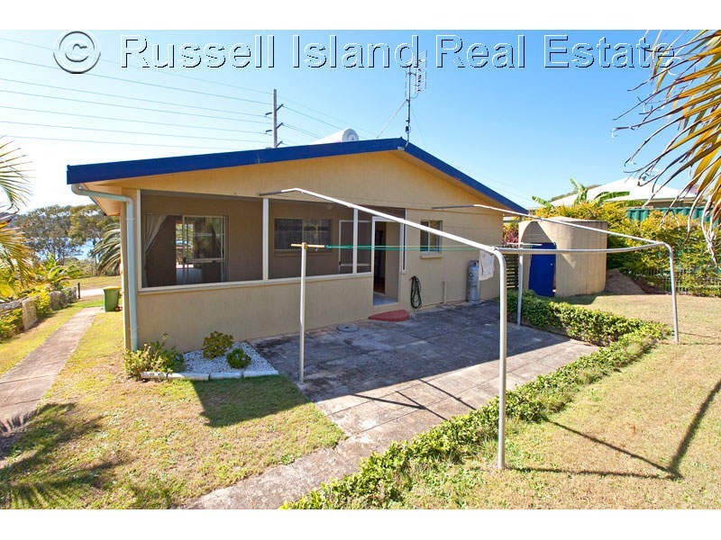 6 Inlet Avenue, Russell Island QLD 4184