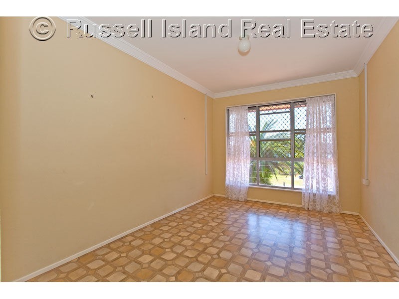 6 Inlet Avenue, Russell Island QLD 4184
