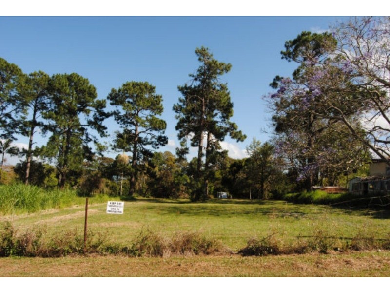 1 Canaipa Point Drive, Russell Island QLD 4184