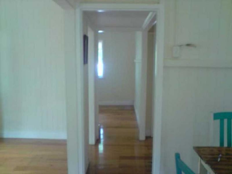 11 Oxford Road, Russell Island QLD 4184