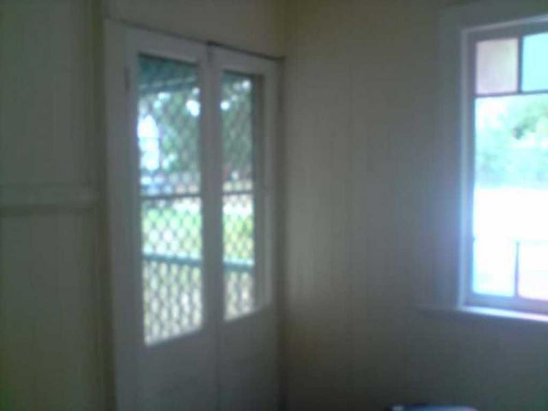 11 Oxford Road, Russell Island QLD 4184