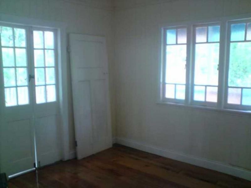 11 Oxford Road, Russell Island QLD 4184