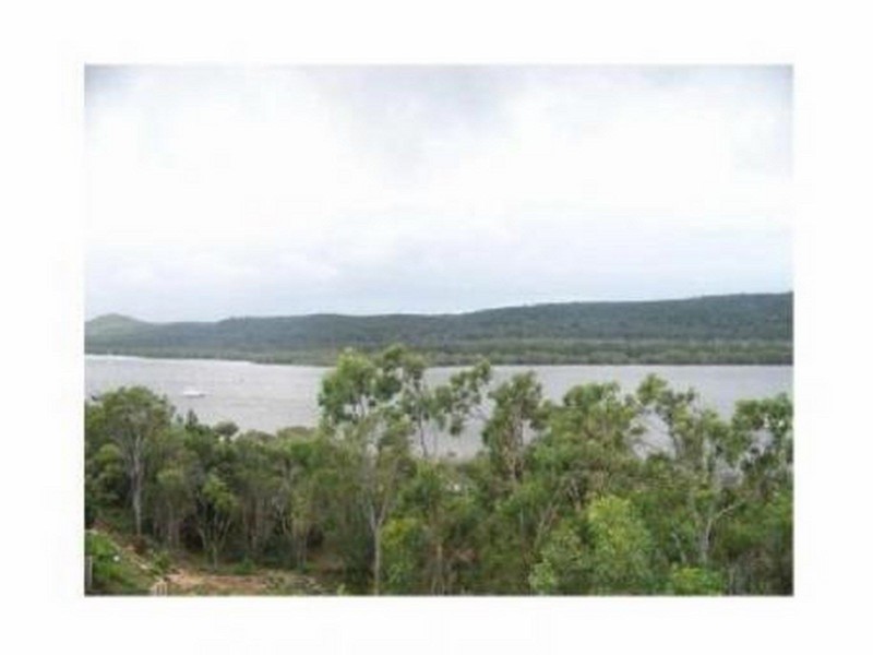 121 Wahine Drive, Russell Island QLD 4184