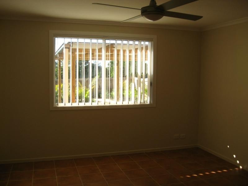 18 Laurel Street, Russell Island QLD 4184