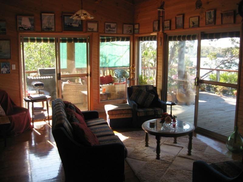 12 Schooner Street, Russell Island QLD 4184