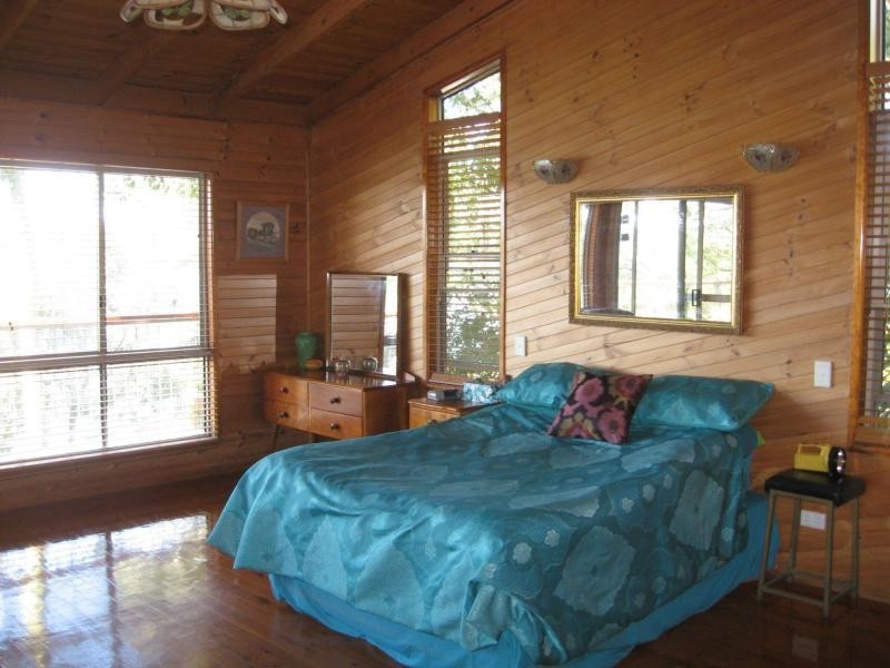 12 Schooner Street, Russell Island QLD 4184