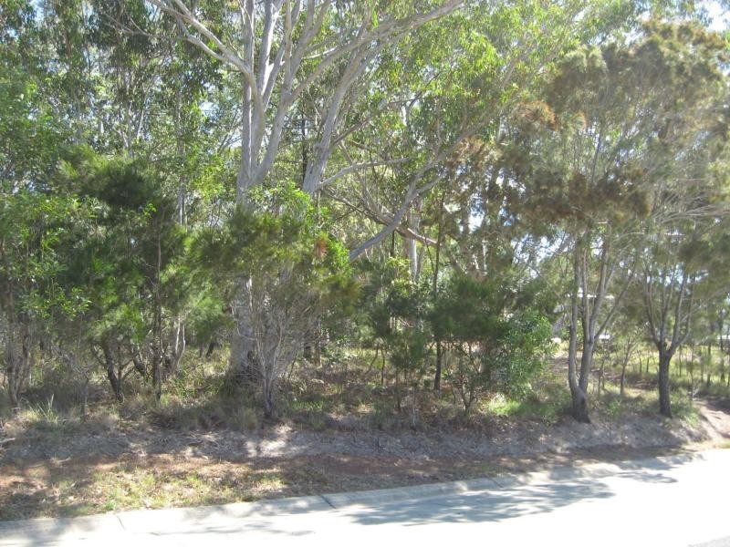 112 Wahine Drive, Russell Island QLD 4184