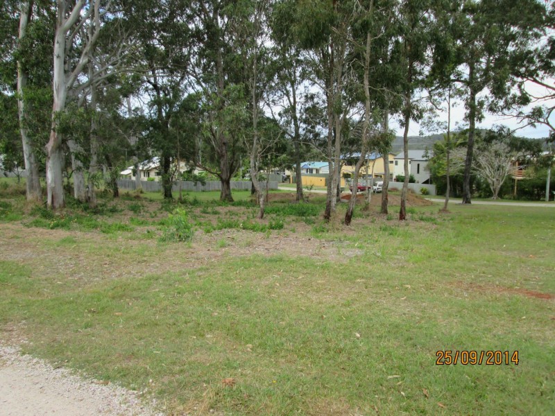 14 Zephyr Street, Russell Island QLD 4184