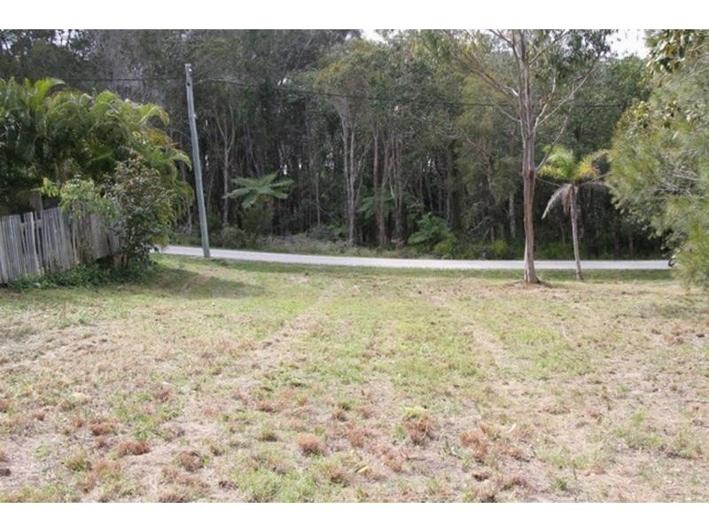 16 Inlet Avenue, Russell Island QLD 4184